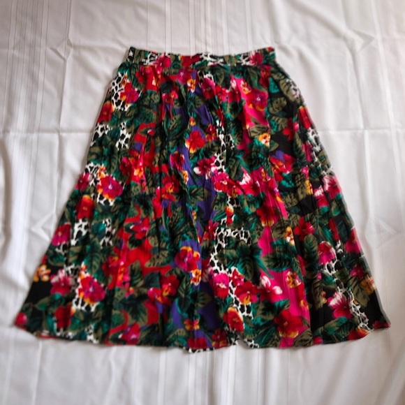 Vtg Flowy Funky Patterned Skirt - Picture 2 of 15
